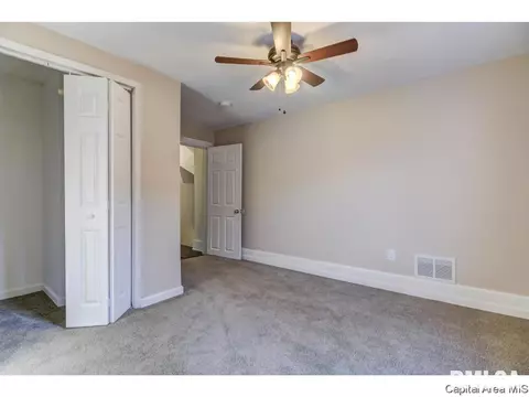 100 W Pine St, Springfield, IL 62704 photo 26