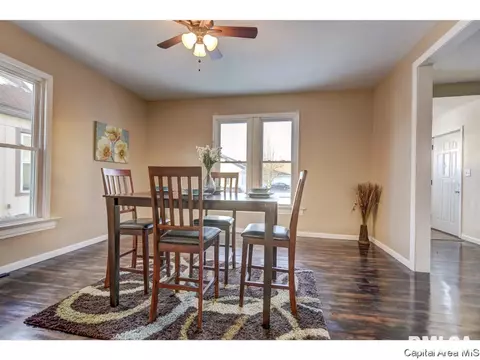 100 W Pine St, Springfield, IL 62704 photo 9