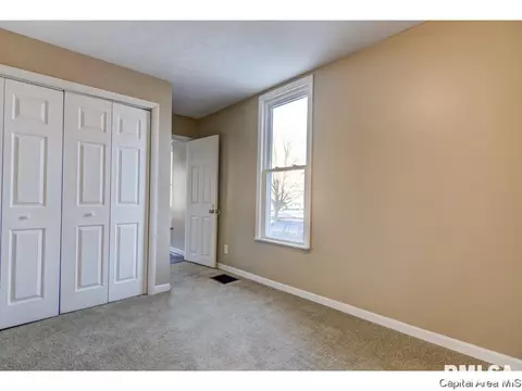 100 W Pine St, Springfield, IL 62704 photo 18