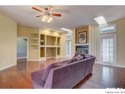 2124 Renwick Dr, Springfield, IL 62704 photo 6