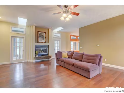 2124 Renwick Dr, Springfield, IL 62704 photo 7