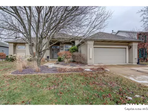 2124 Renwick Dr, Springfield, IL 62704 photo 1