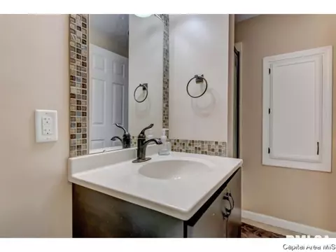 409 Eagle Ridge Dr, Chatham, IL 62629 photo 30
