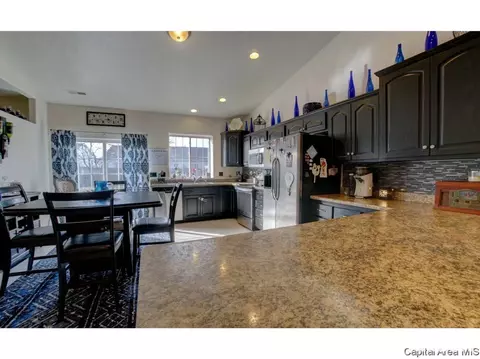 4319 Harvard Dr, Springfield, IL 62712 photo 6
