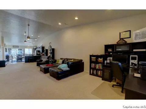 4319 Harvard Dr, Springfield, IL 62712 photo 3