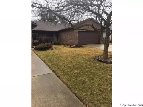 5244-5246 Carlton, Springfield, IL 62703 photo 2