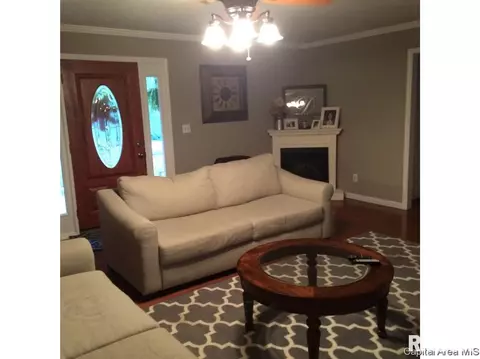 1308 Harmony Ct, Springfield, IL 62703 photo 2