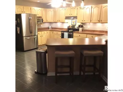 1308 Harmony Ct, Springfield, IL 62703 photo 5