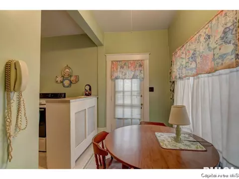 1505 S Lowell, Springfield, IL 62704 photo 10