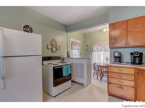 1505 S Lowell, Springfield, IL 62704 photo 9