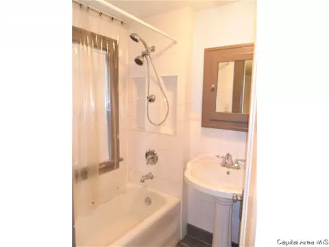 1800 S 5th St, Springfield, IL 62703 photo 15