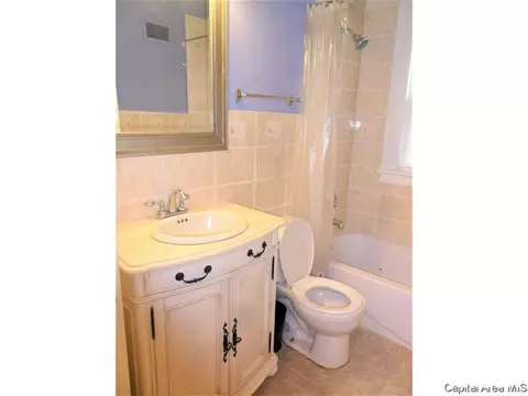1800 S 5th St, Springfield, IL 62703 photo 7