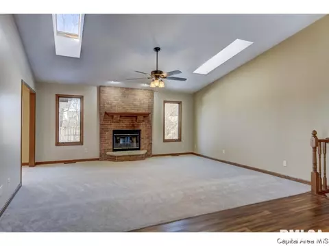 407 Dover Ct, Chatham, IL 62629 photo 26