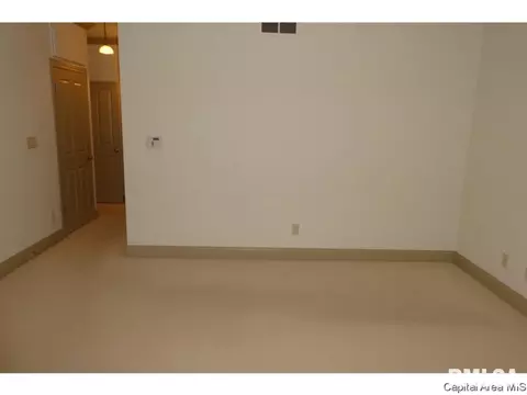 3116 Ironoak Cir, Springfield, IL 62711 photo 9