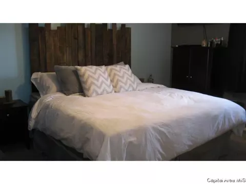 224 N Durkin, Springfield, IL 62702 photo 9