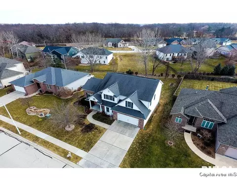 6420 Winterberry Ln, Springfield, IL 62712 photo 2