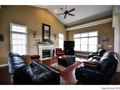 6420 Winterberry Ln, Springfield, IL 62712 photo 6