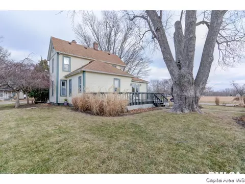 255 E Douglas St, Greenview, IL 62642 photo 33