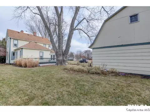 255 E Douglas St, Greenview, IL 62642 photo 34