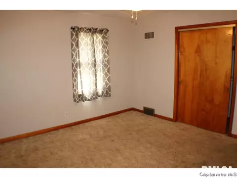 1824 Lee St, Springfield, IL 62703 photo 11
