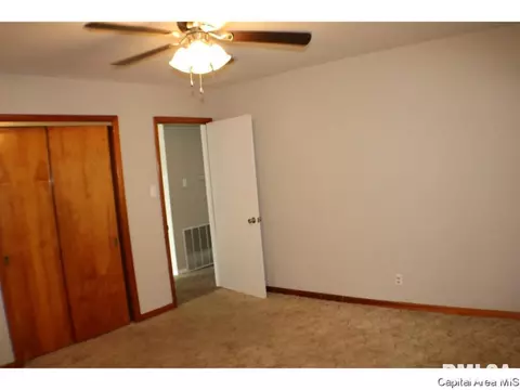 1824 Lee St, Springfield, IL 62703 photo 10