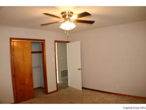 1824 Lee St, Springfield, IL 62703 photo 9