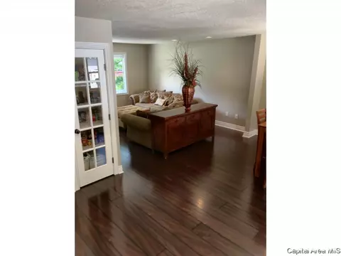 2017 Creighton Rd, Springfield, IL 62703 photo 5