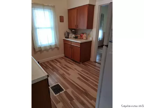 601 N Daniel Ave, Springfield, IL 62702 photo 3