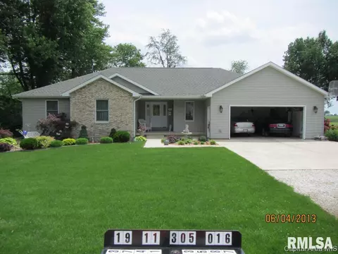 401 Ross, Waverly, IL 62692 photo 1