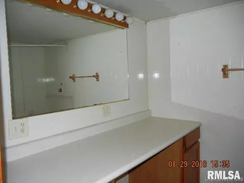 7020 Cr 450n, Bath, IL 62617 photo 17
