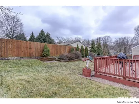 1604 Brenda Ct, Springfield, IL 62702 photo 21
