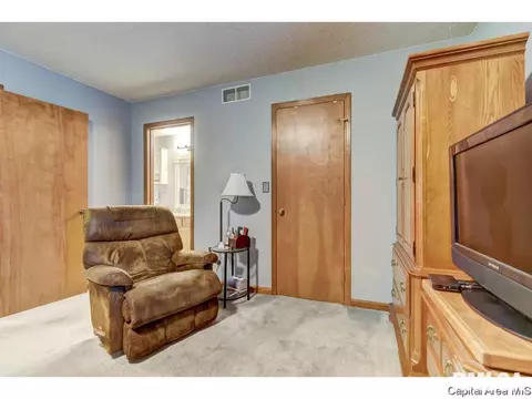 2525 Greenbriar Rd, Springfield, IL 62704 photo 29