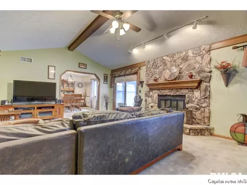 2525 Greenbriar Rd, Springfield, IL 62704 photo 7