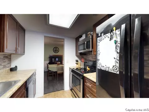 7 Country Pl, Springfield, IL 62703 photo 13