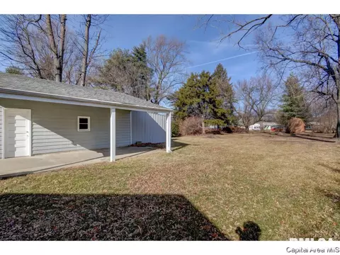 126 Circle Dr, Springfield, IL 62703 photo 5