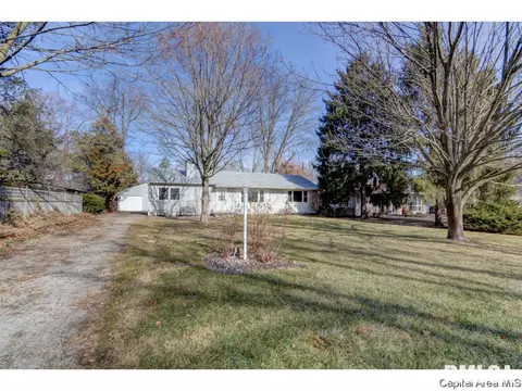 126 Circle Dr, Springfield, IL 62703 photo 3