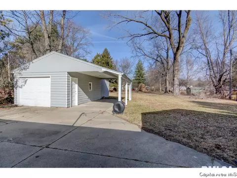 126 Circle Dr, Springfield, IL 62703 photo 4