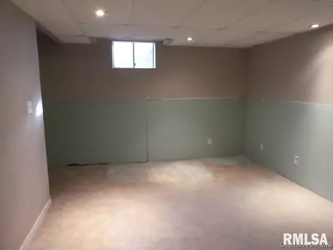 1504 Brenda Ct, Springfield, IL 62702 photo 15