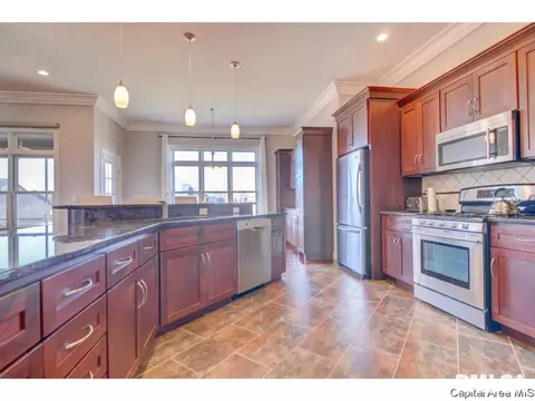5401 Gentry Rdg, Springfield, IL 62711 photo 10