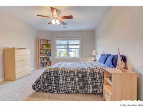 5401 Gentry Rdg, Springfield, IL 62711 photo 20
