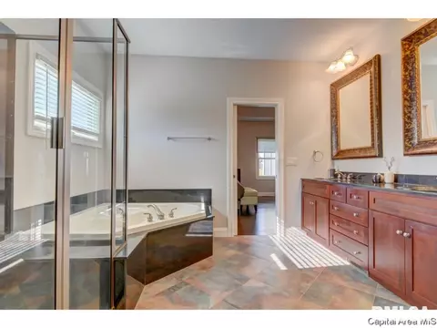 5401 Gentry Rdg, Springfield, IL 62711 photo 23