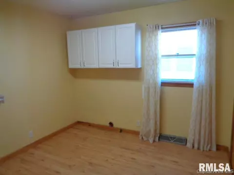 2231 Enterprise St, Springfield, IL 62702 photo 13