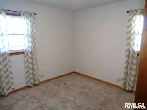 2231 Enterprise St, Springfield, IL 62702 photo 12