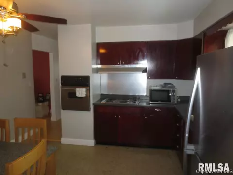 2166 Taylor Ave, Springfield, IL 62703 photo 7