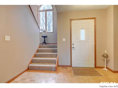 5690 Cedar Rdg, Springfield, IL 62707 photo 3