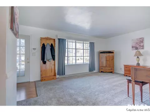 2320 Queensway Rd, Springfield, IL 62703 photo 7