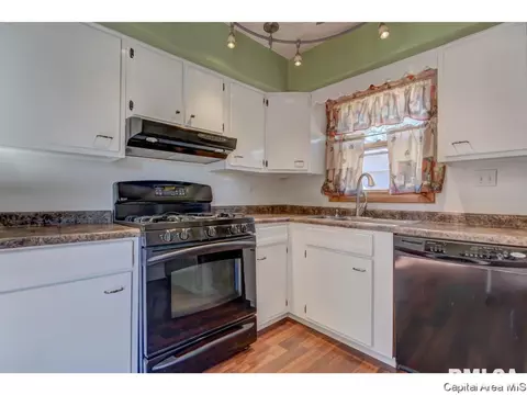 2320 Queensway Rd, Springfield, IL 62703 photo 11