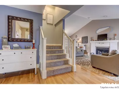 1112 Steeplechase Ln, Springfield, IL 62712 photo 3