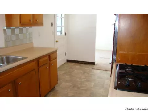 6 Coachlight Ct, Springfield, IL 62703 photo 4