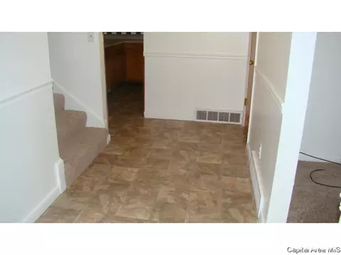 6 Coachlight Ct, Springfield, IL 62703 photo 8